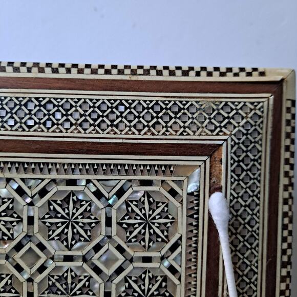 Vintage Egyptian Mother of Pearl Cigarette Case Décor in laid Wooden Musical Box - Picture 13 of 13